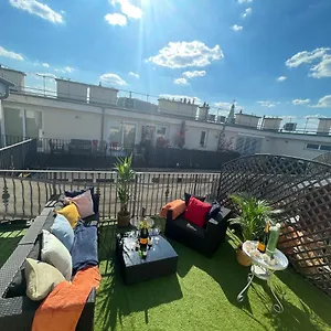 https://exclusive-downtown-bella-home.inbudapesthotels.com